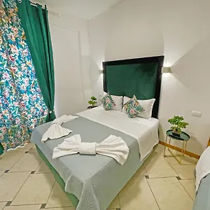 2* Casa de hóspedes Vitti's 3