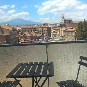 https://antico-mercato-catania.taorminaitalyhotels.com